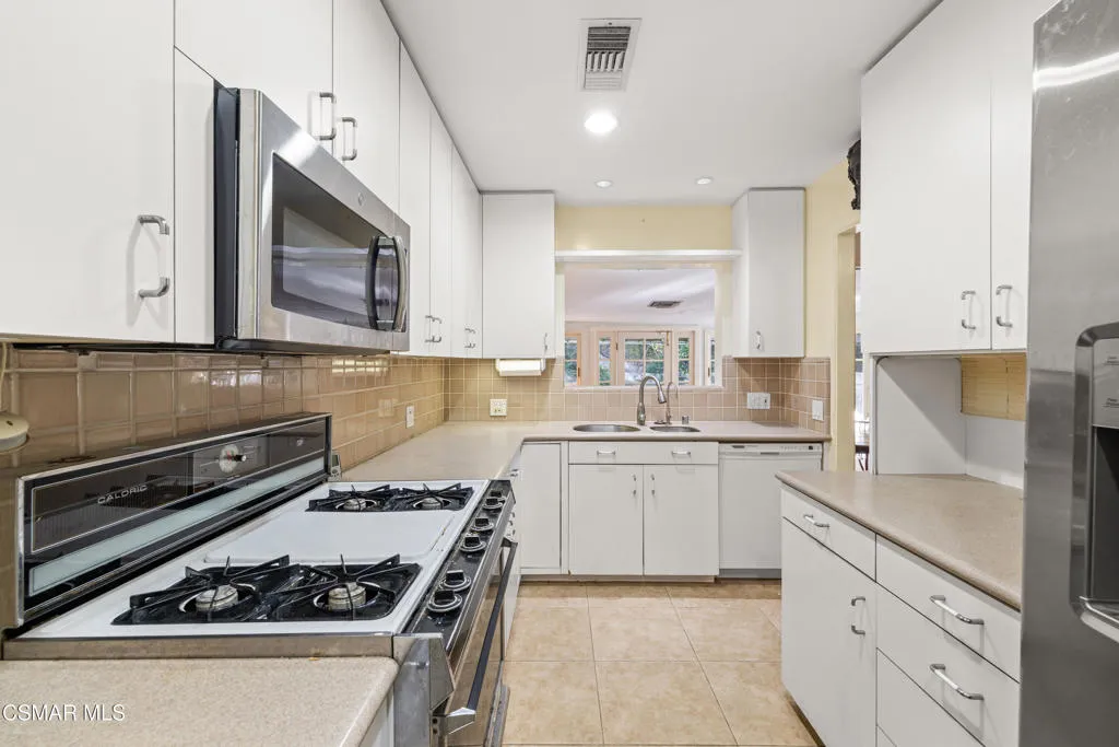 3035 Malcolm Avenue, Los Angeles, California 90034 home-pic-7