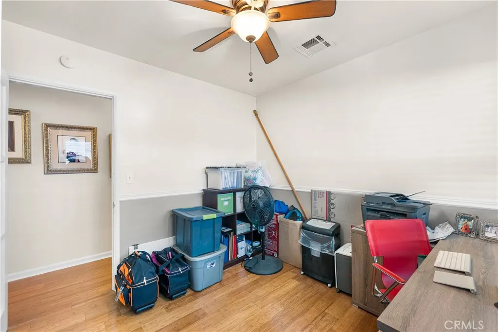 1335 W Ivyton, Lancaster, California 93534 home-pic-23