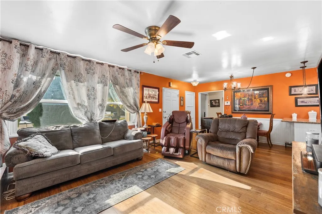 1335 W Ivyton, Lancaster, California 93534 home-pic-8