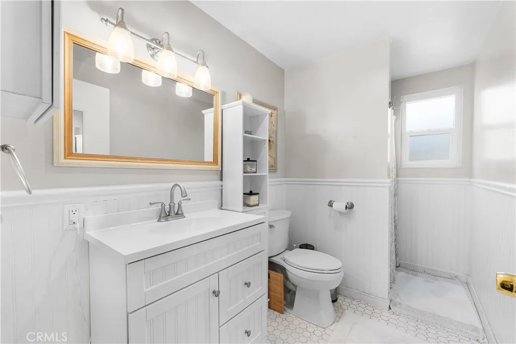 1335 W Ivyton, Lancaster, California 93534 home-pic-27