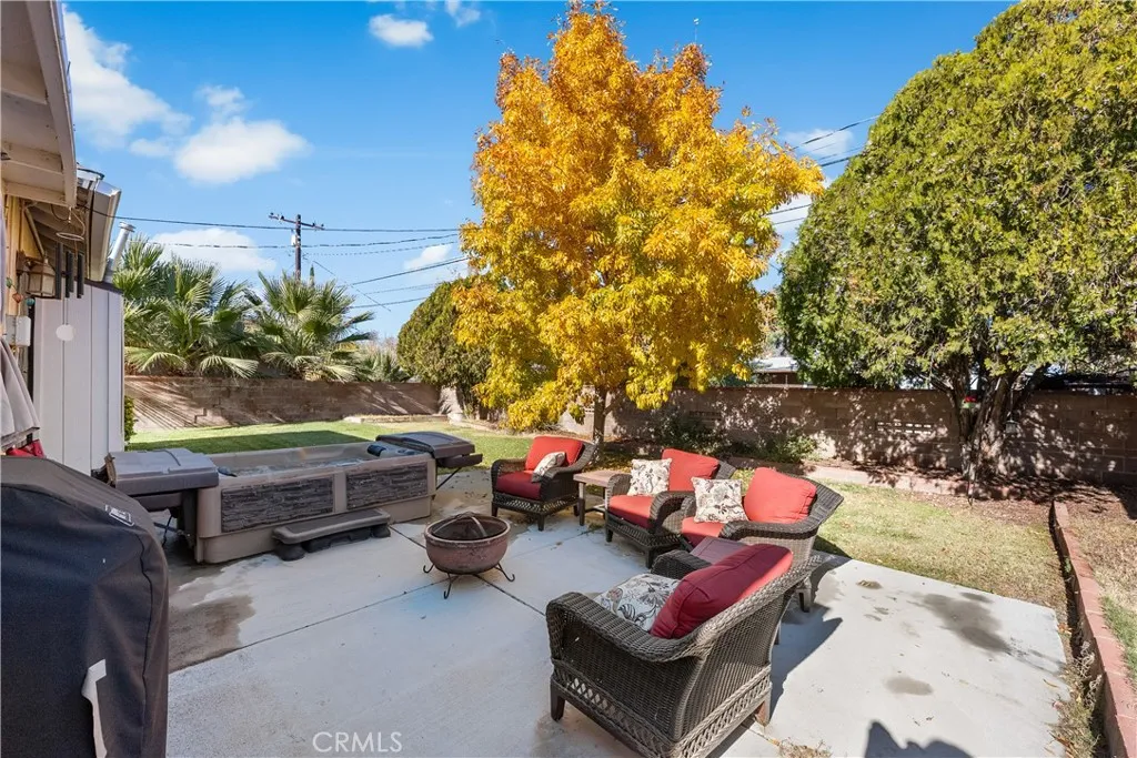 1335 W Ivyton, Lancaster, California 93534 home-pic-32