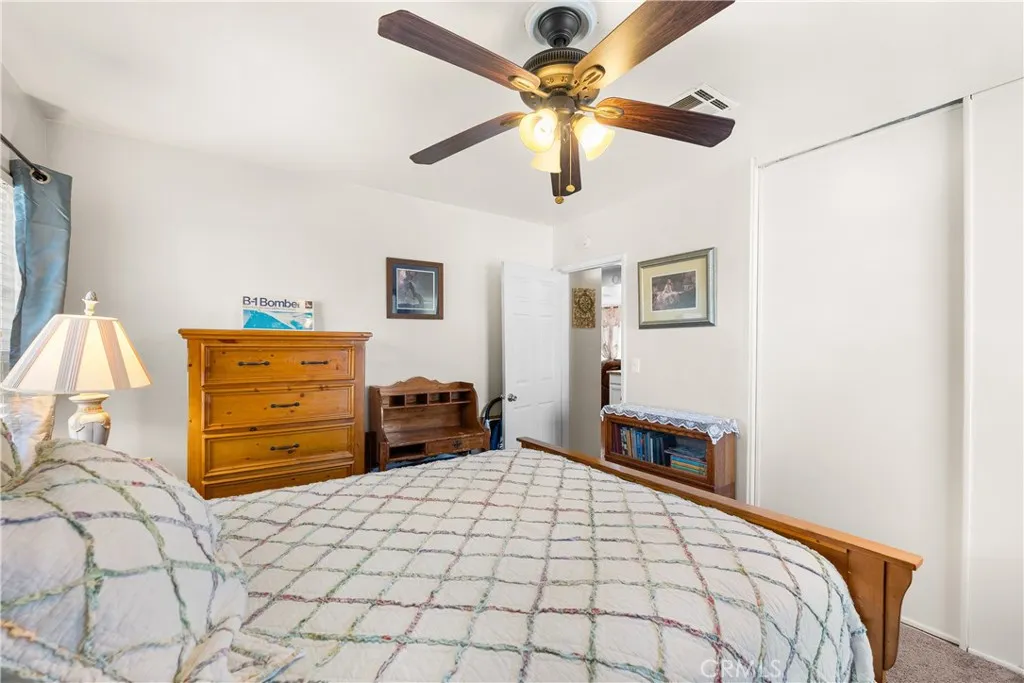 1335 W Ivyton, Lancaster, California 93534 home-pic-20