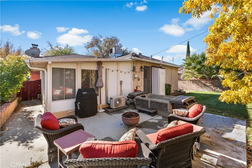 1335 W Ivyton, Lancaster, California 93534 home-pic-33