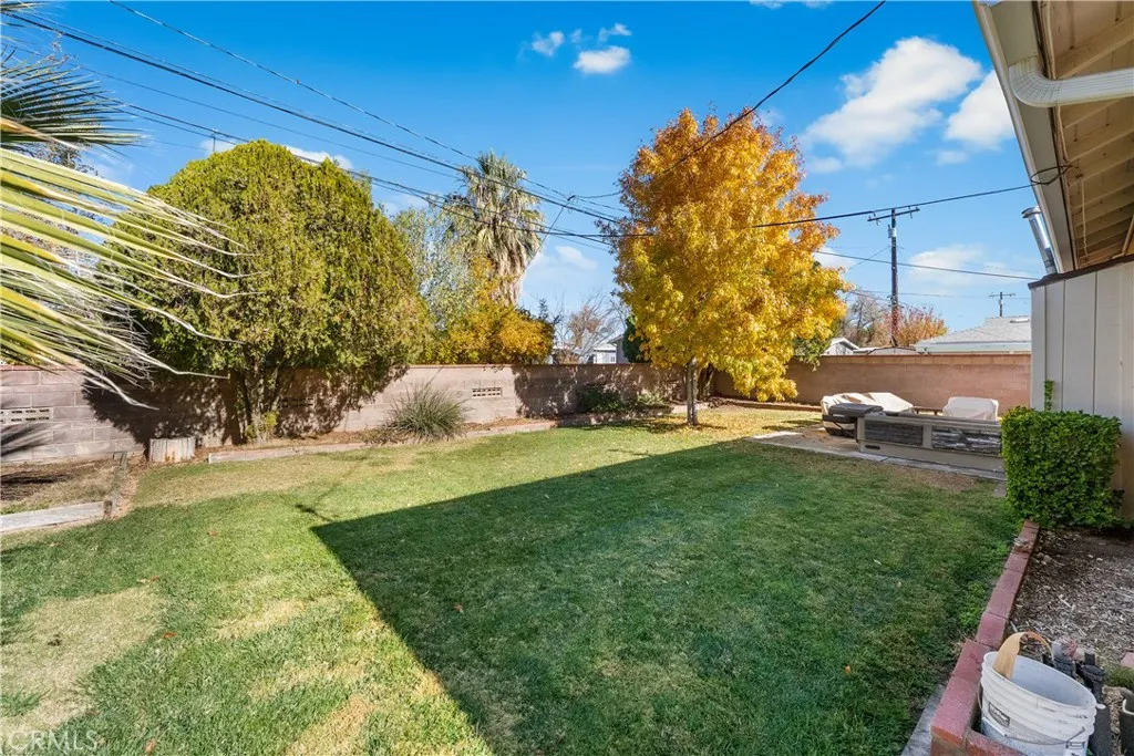 1335 W Ivyton, Lancaster, California 93534 home-pic-29