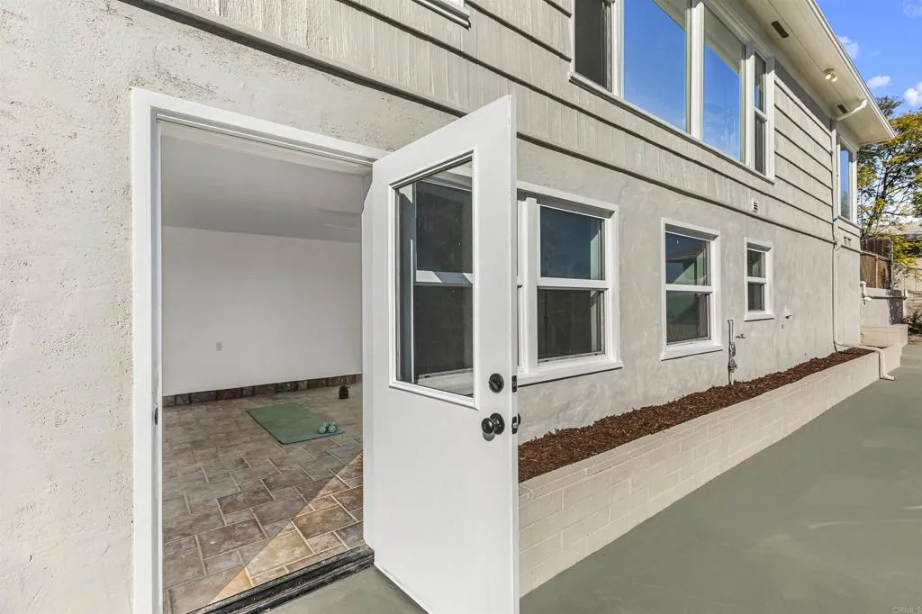 874 Hacienda Drive, El Cajon, California 92020 home-pic-63
