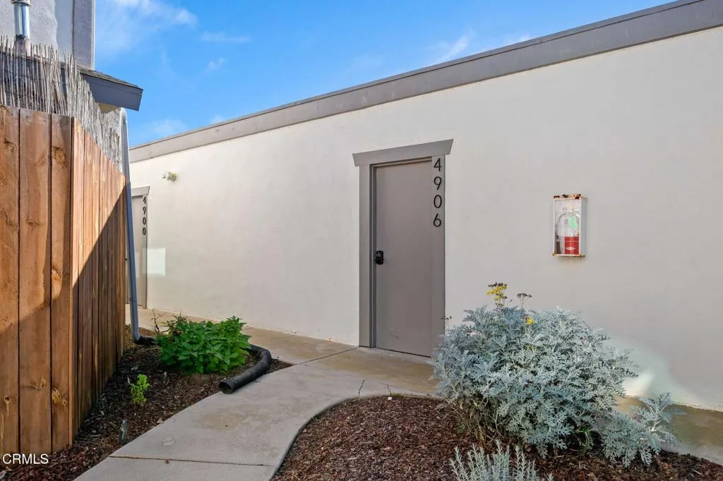 4906 Dunes Street, Oxnard, California 93035 home-pic-23