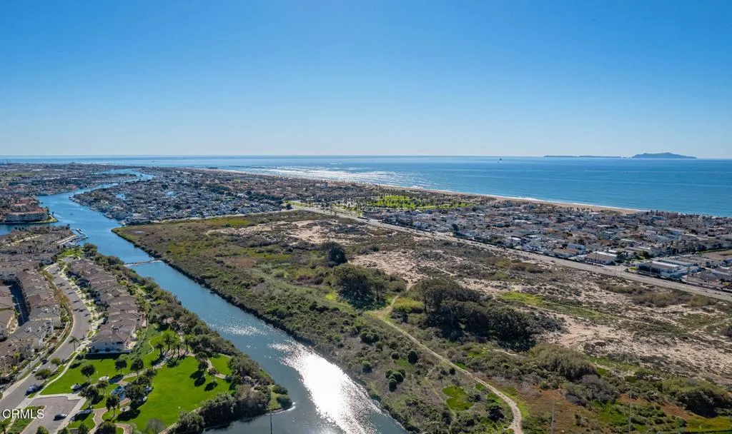 4906 Dunes Street, Oxnard, California 93035 home-pic-24