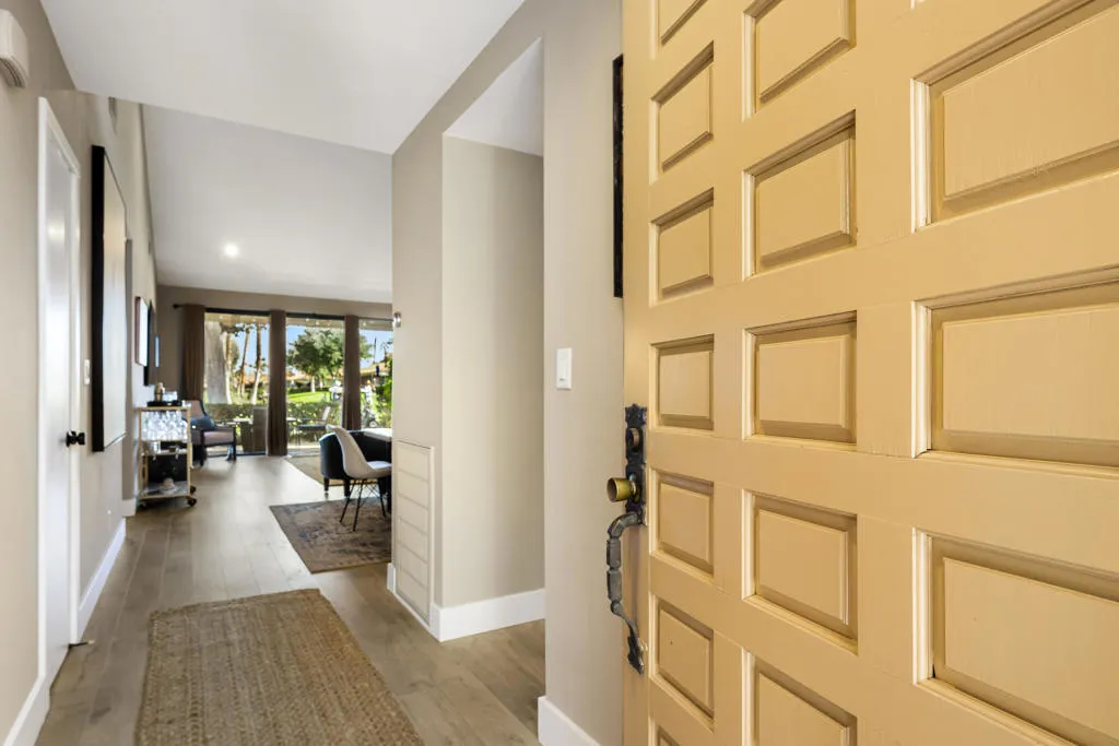 146 Las Lomas, Palm Desert, California 92260 home-pic-4