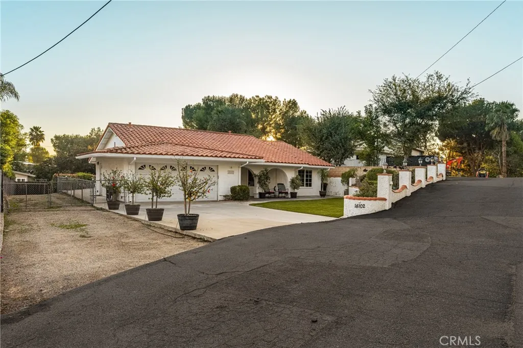 18102 Hutchings Drive, Yorba Linda, California 92886 home-pic-2