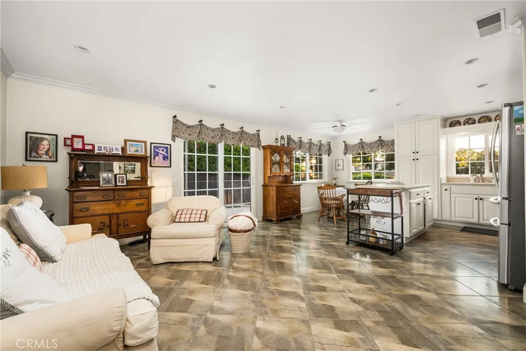 18102 Hutchings Drive, Yorba Linda, California 92886 home-pic-11