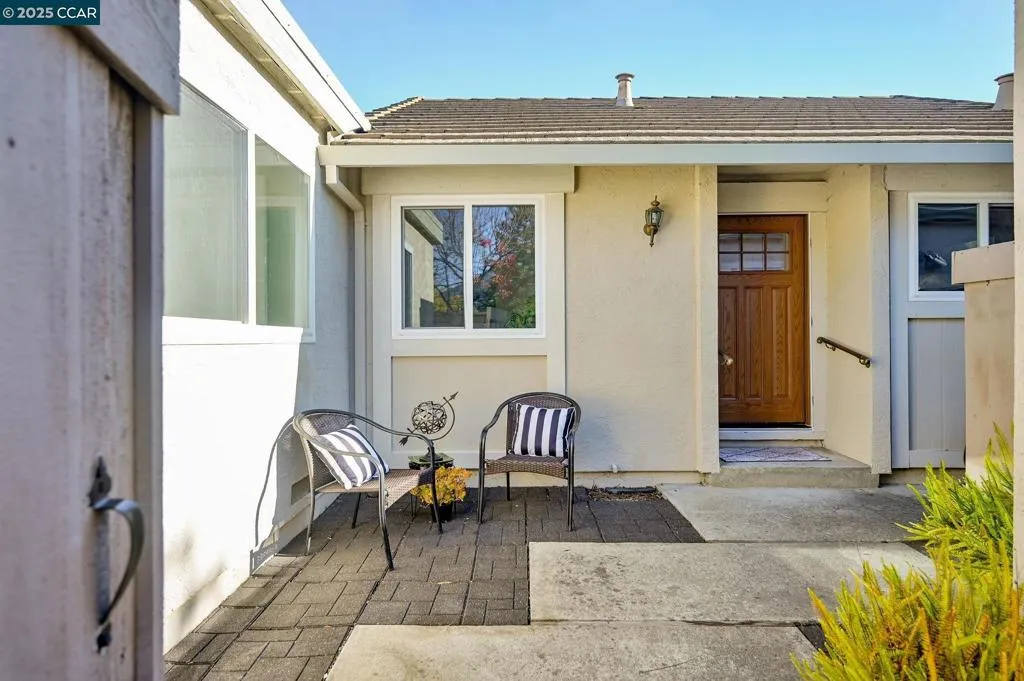 20 Clark Creek Cir, Clayton, California 94517 home-pic-26