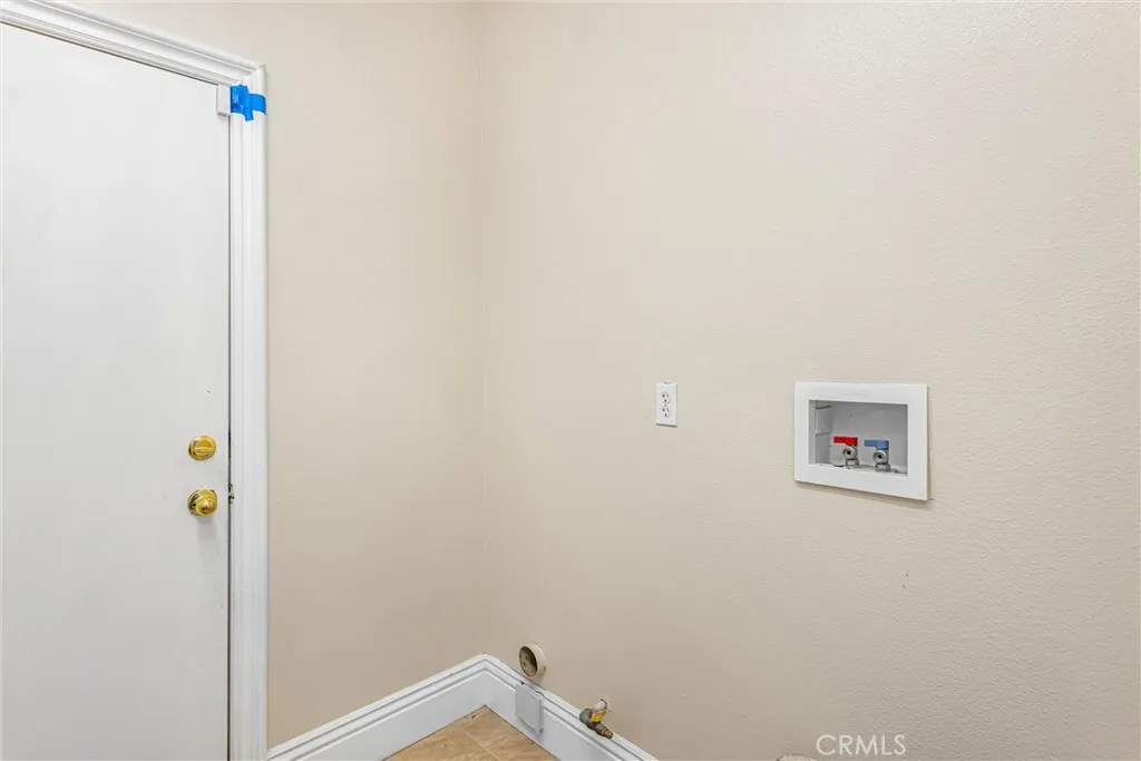 11563 Maywood Street, Victorville, California 92392 home-pic-23