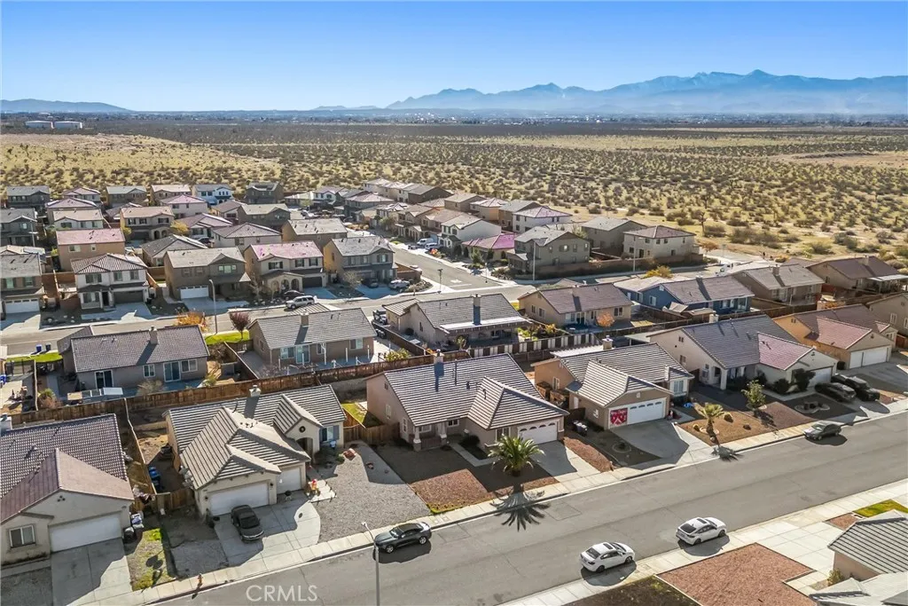 11563 Maywood Street, Victorville, California 92392 home-pic-30