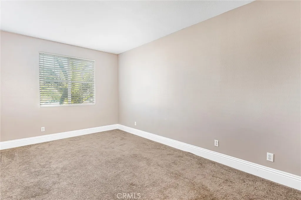 11563 Maywood Street, Victorville, California 92392 home-pic-21