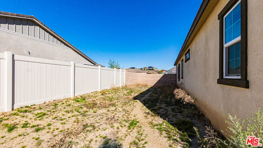 22849 Salvation Way, Wildomar, California 92595 home-pic-27
