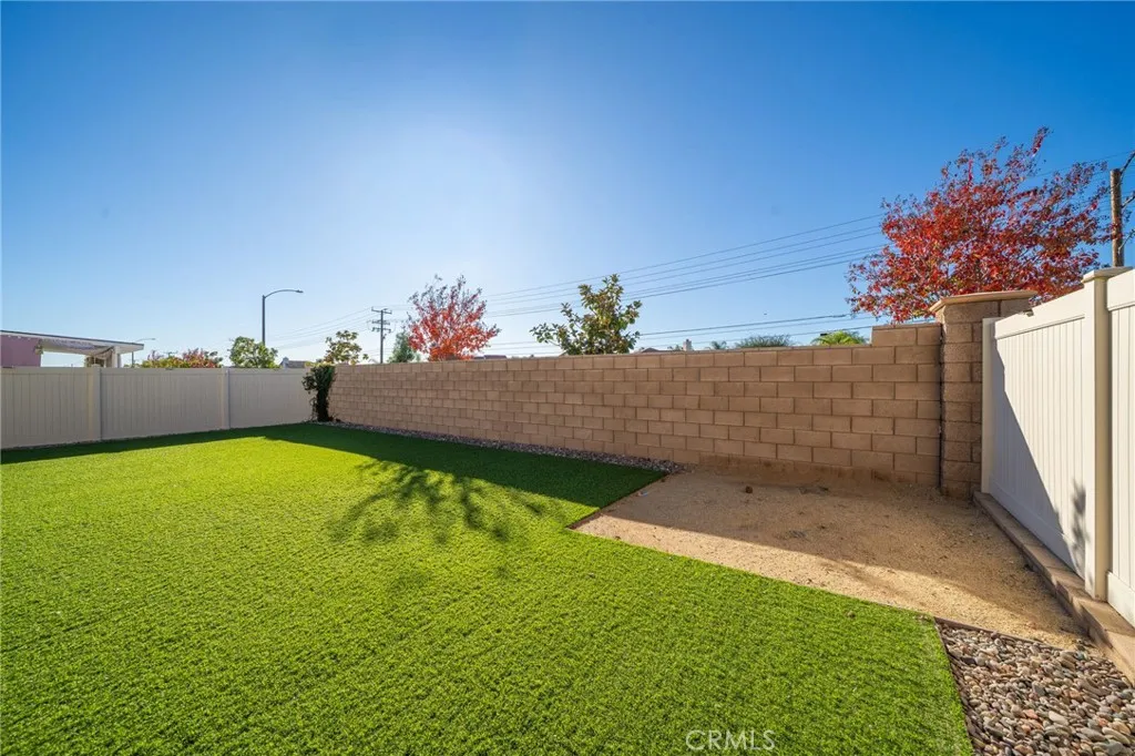 15551 Crusader, Moreno Valley, California 92551 home-pic-31