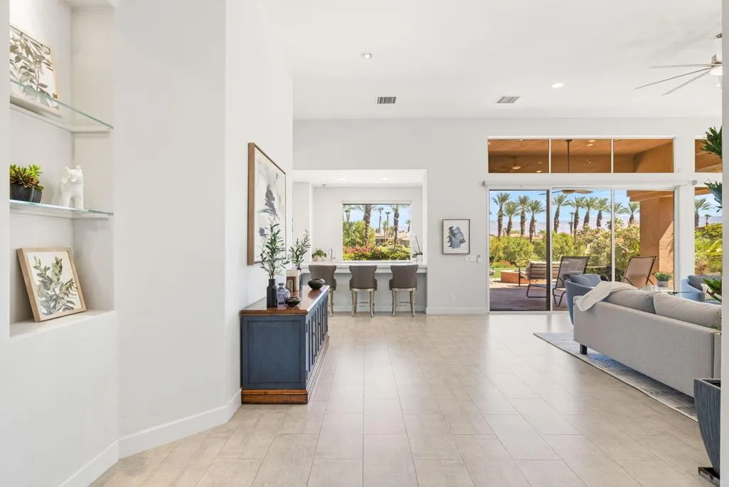 461 White Horse Trail, Palm Desert, California 92211 home-pic-12