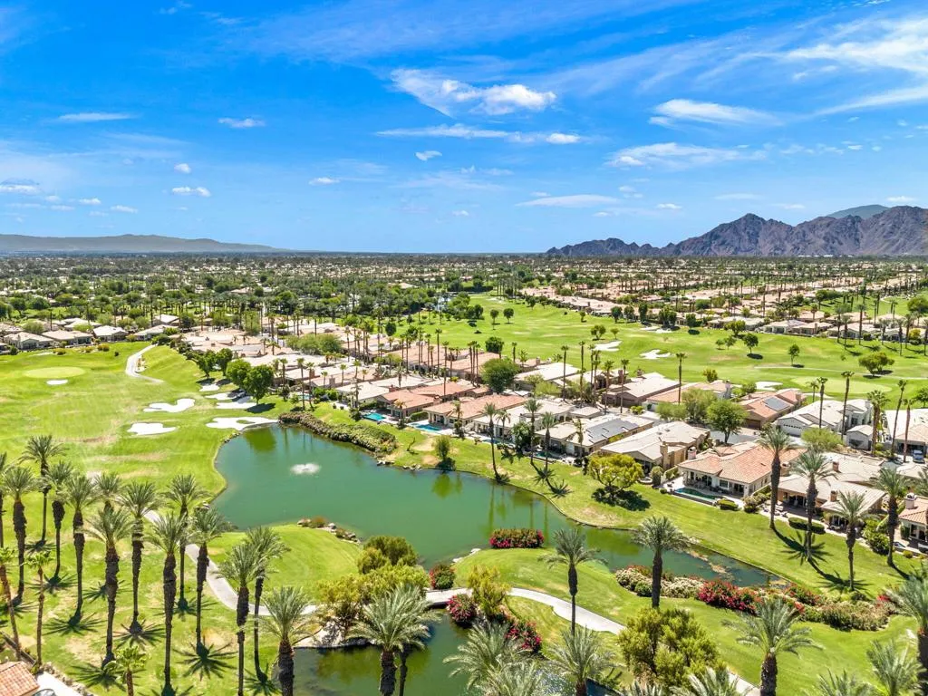 461 White Horse Trail, Palm Desert, California 92211 home-pic-4