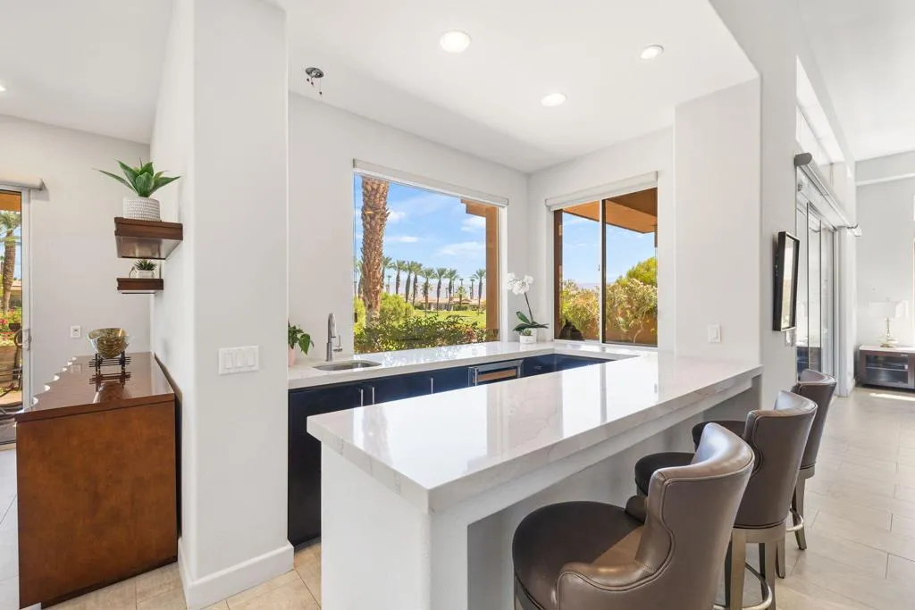 461 White Horse Trail, Palm Desert, California 92211 home-pic-19