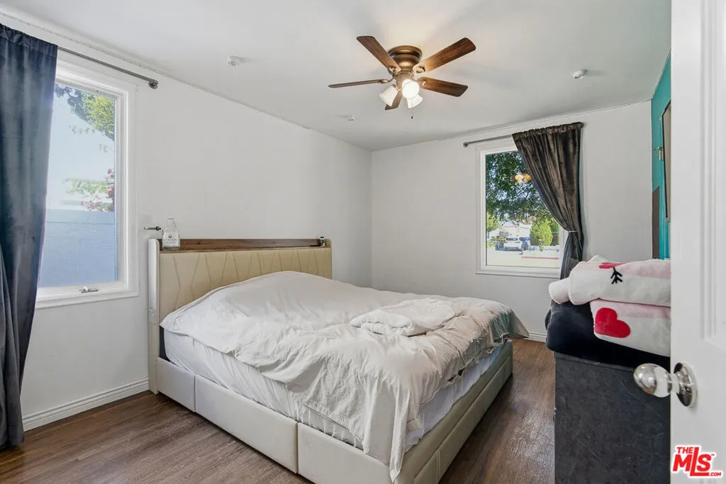 611 N Buena Vista Street, Burbank, California 91505 home-pic-19