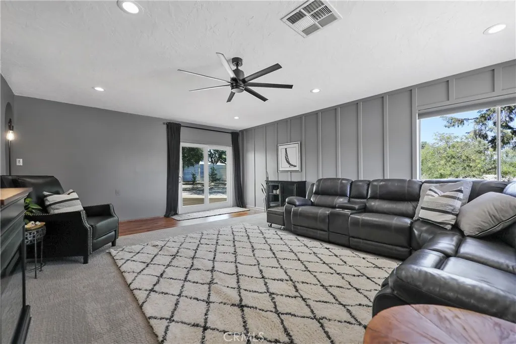 56800 Java Drive, Yucca Valley, California 92284 home-pic-12