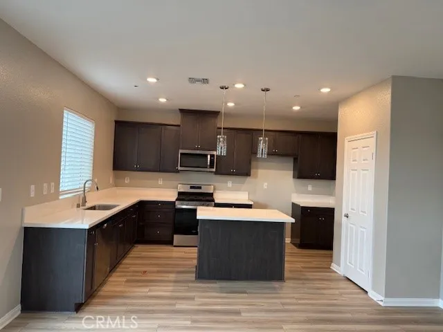 41307 Wizard Court, Lake Elsinore, California 92532 home-pic-14