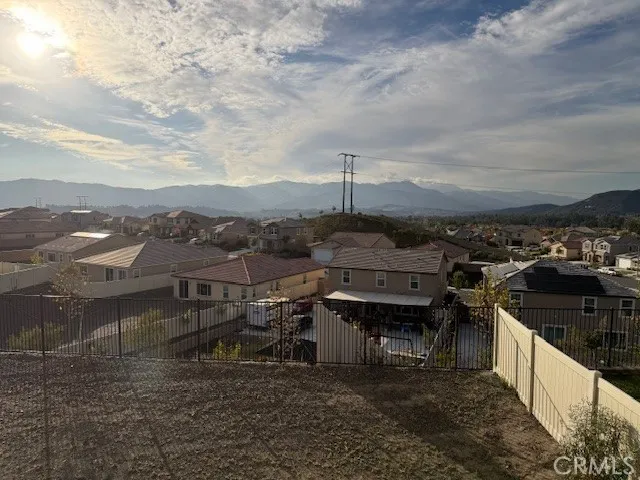 41307 Wizard Court, Lake Elsinore, California 92532 home-pic-16