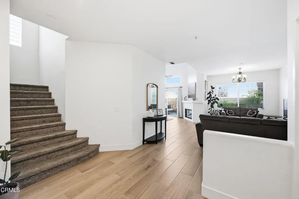 2108 Avila Place, Oxnard, California 93036 home-pic-2