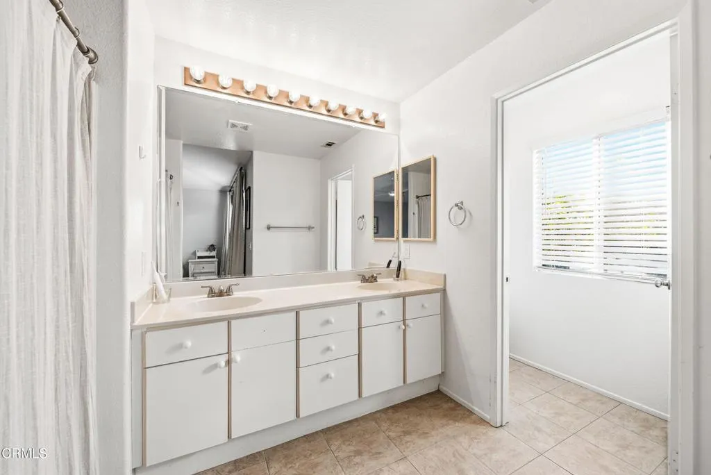 2108 Avila Place, Oxnard, California 93036 home-pic-17