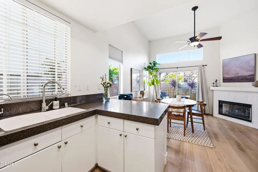 2108 Avila Place, Oxnard, California 93036 home-pic-11