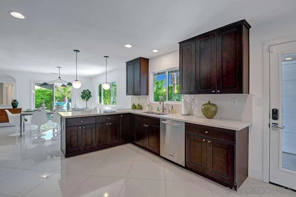 2118 S S Gene Autry Trl, Palm Springs, California 92264 home-pic-15