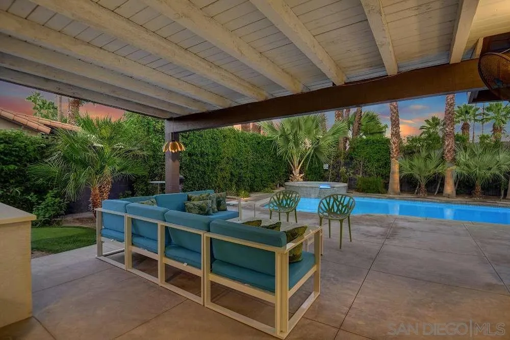 2118 S S Gene Autry Trl, Palm Springs, California 92264 home-pic-39