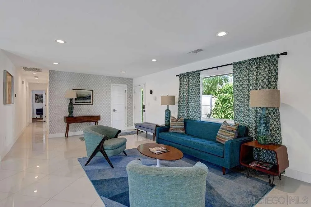 2118 S S Gene Autry Trl, Palm Springs, California 92264 home-pic-6