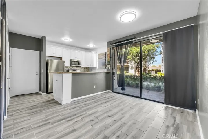 10550 N Lakeside Drive Unit E E, Garden Grove, California 92849