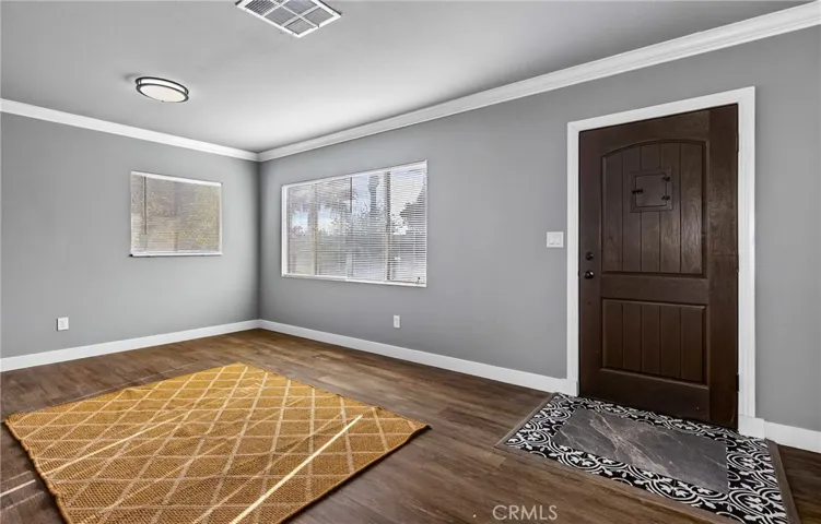 Front Living Room!! : )