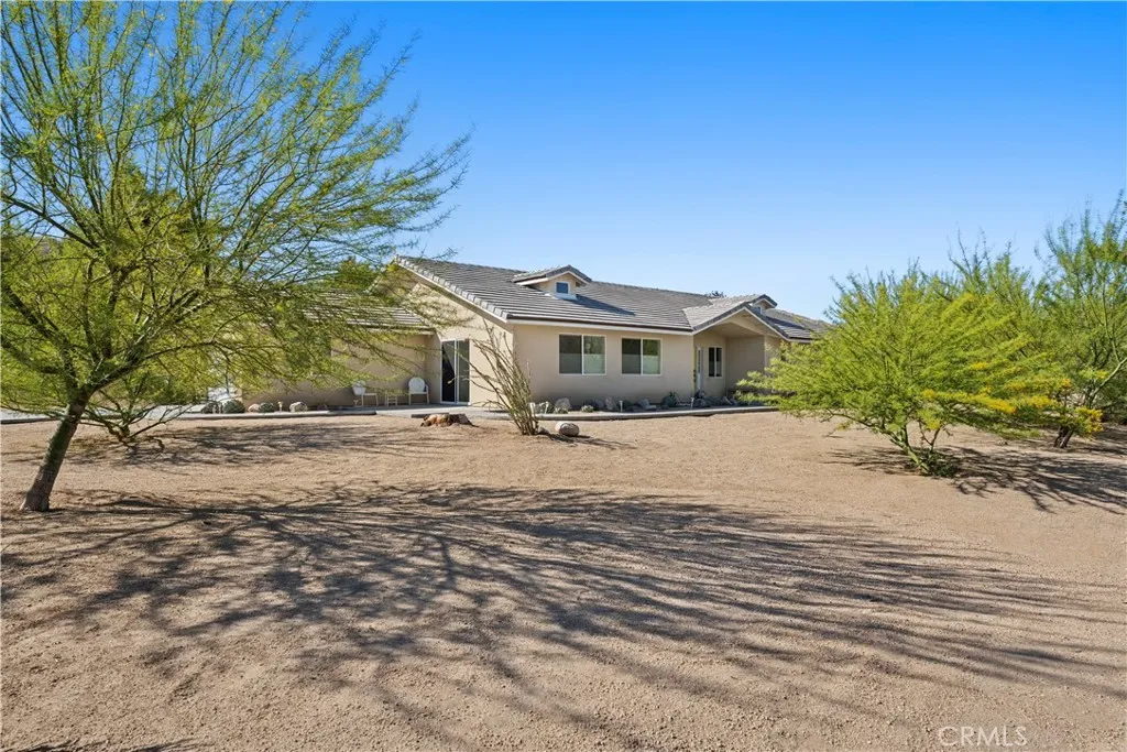 7573 Cardillo, Yucca Valley, California 92284 home-pic-59