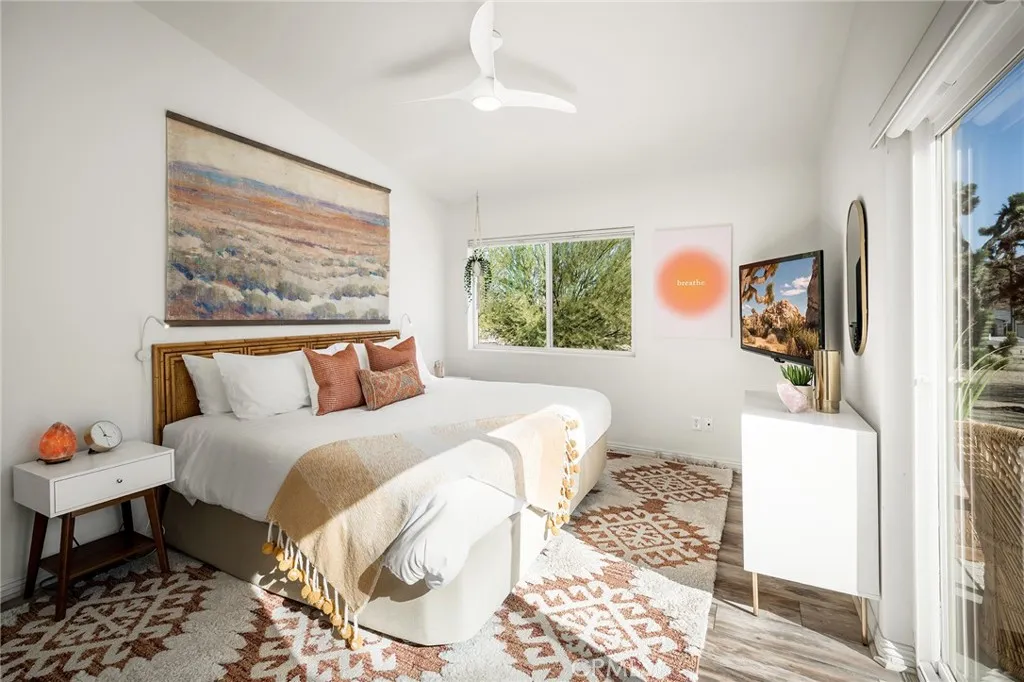 7573 Cardillo, Yucca Valley, California 92284 home-pic-38