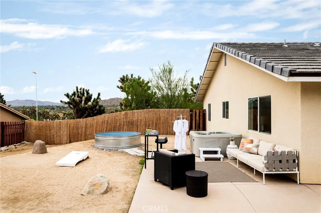 7573 Cardillo, Yucca Valley, California 92284 home-pic-49