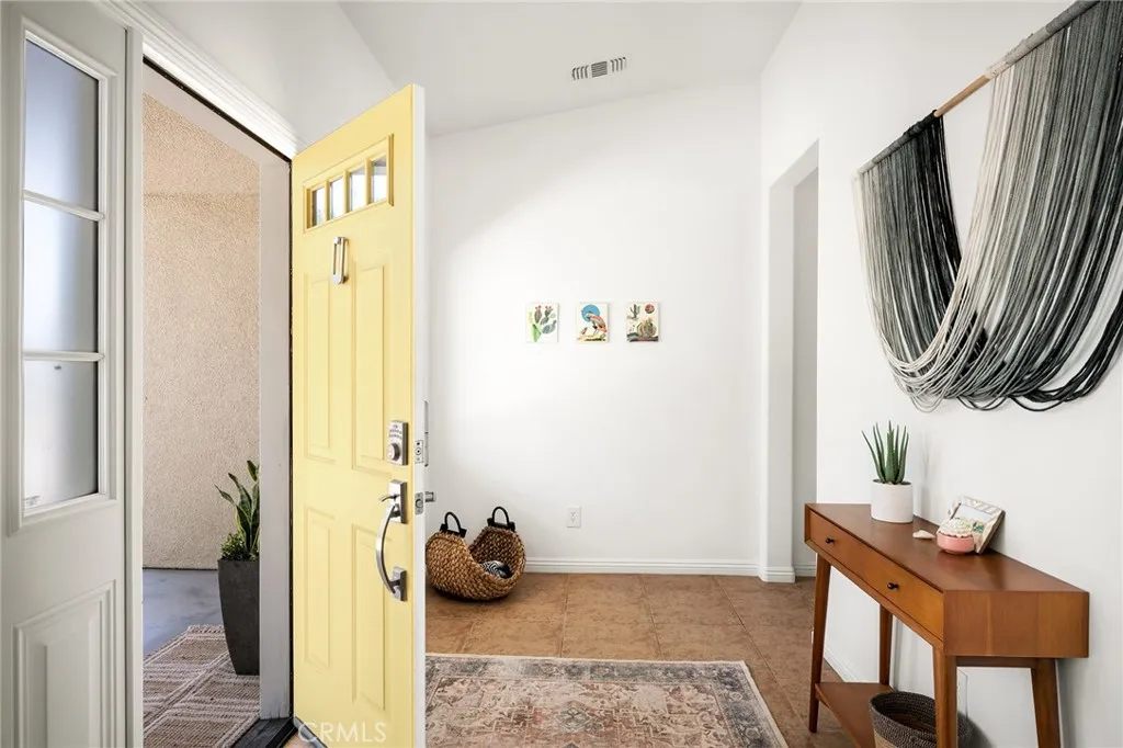 7573 Cardillo, Yucca Valley, California 92284 home-pic-8