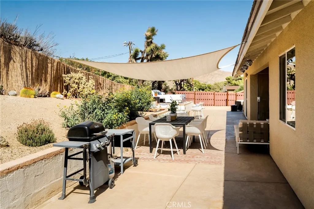 7573 Cardillo, Yucca Valley, California 92284 home-pic-45