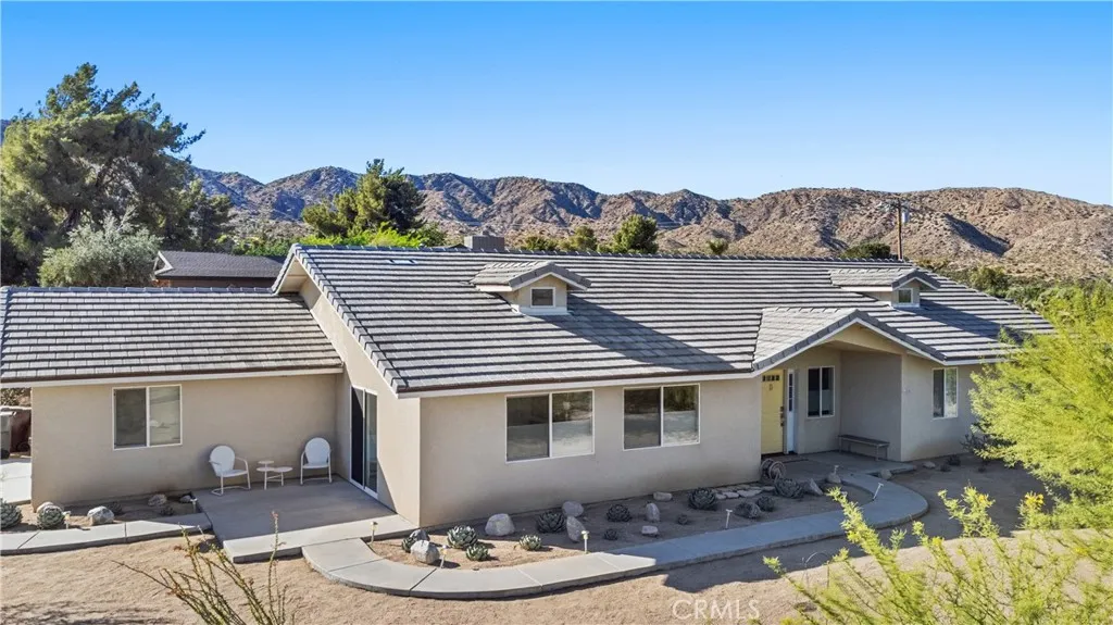 7573 Cardillo, Yucca Valley, California 92284 home-pic-58