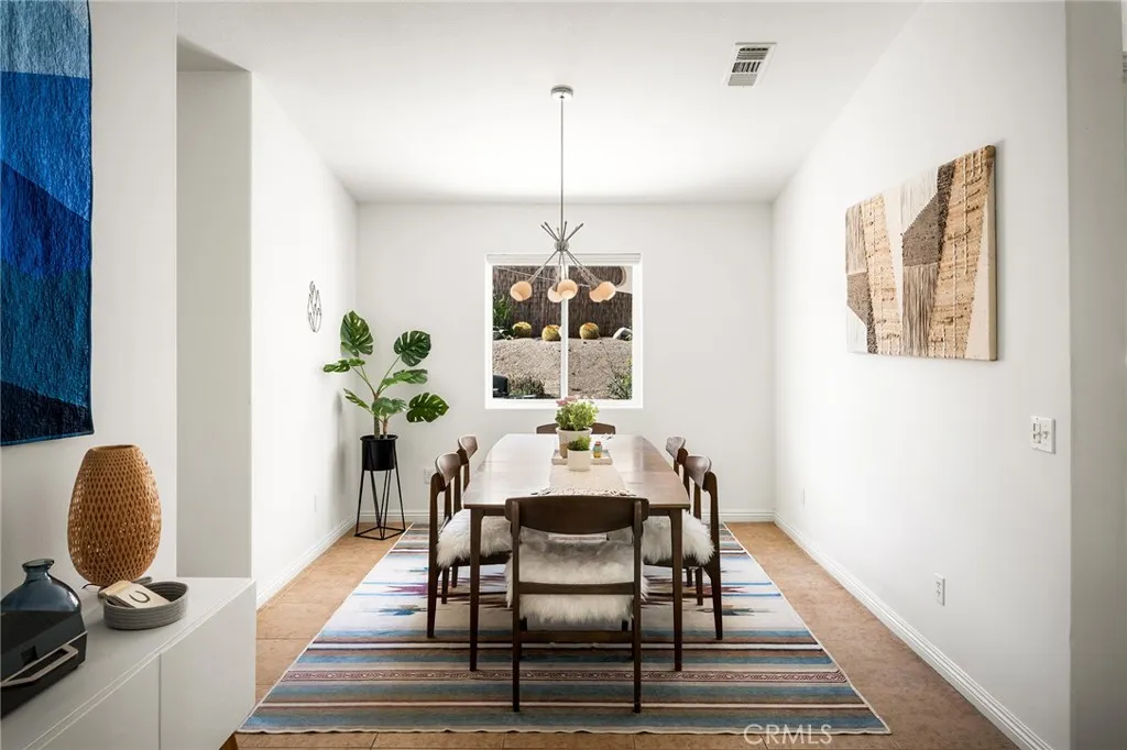 7573 Cardillo, Yucca Valley, California 92284 home-pic-3