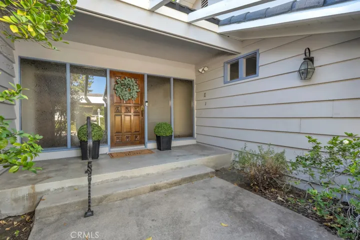 19432 Romar, Northridge, California 91324