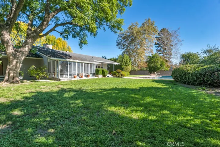 19432 Romar, Northridge, California 91324