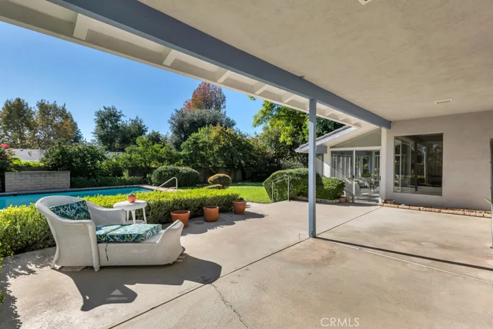 19432 Romar, Northridge, California 91324