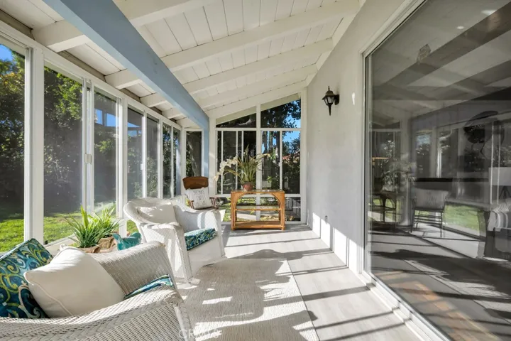19432 Romar, Northridge, California 91324