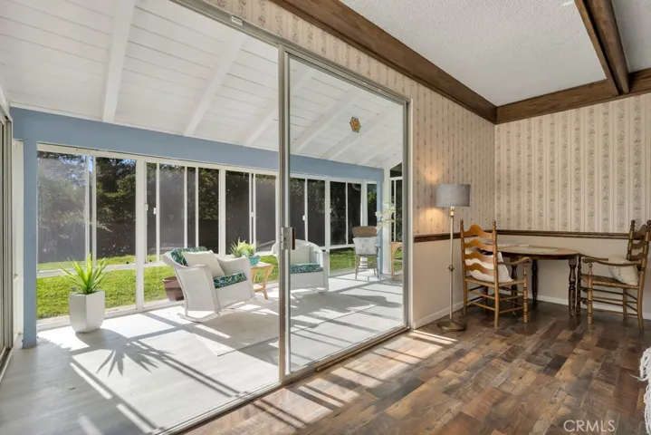 19432 Romar, Northridge, California 91324