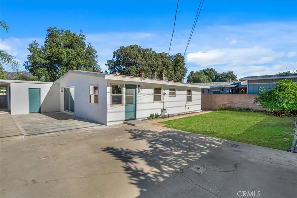 716 E Hanks, Azusa, California 91702 home-pic-13
