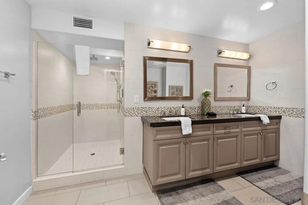 6639 La Jolla Blvd, San Diego, California 92037 home-pic-22