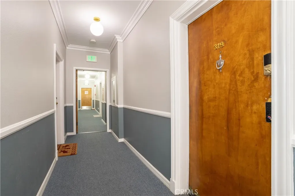 13331 Moorpark Street 319, Sherman Oaks, California 91423 home-pic-22